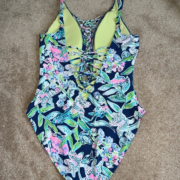 Lilly Pulitzer Floral Swimwear - Picture 3 of 3